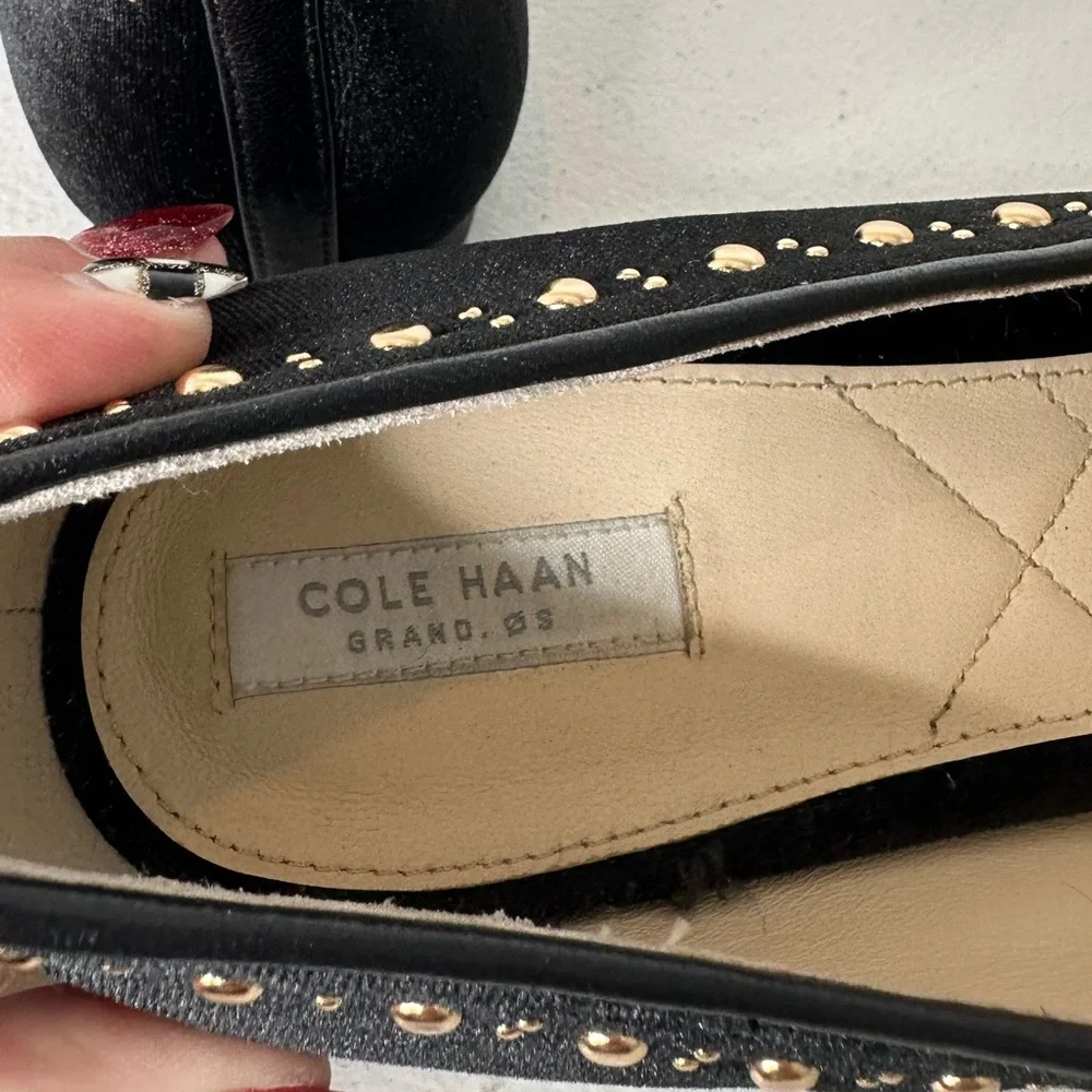 Cole Haan Black Velvet Studded Loafers Women’s 8.5B Gold Hardware Classic - Picture 9 of 10